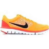 nike 709022 sport shoes man orange mens trainers in orange