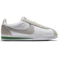 Nike Classic Cortez Nylon Prem men\'s Shoes (Trainers) in White