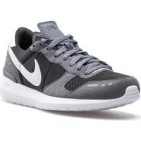Nike Air VRTX17 men\'s Shoes (Trainers) in Grey