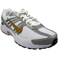 nike dart 8 mens shoes trainers in white
