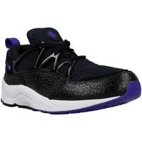 Nike Air Huarache Light men\'s Shoes (Trainers) in Black