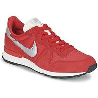 Nike INTERNATIONALIST men\'s Shoes (Trainers) in red