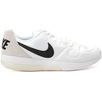 Nike MD Runner 2 LW men\'s Shoes (Trainers) in White