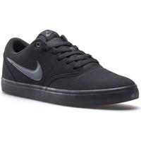 Nike SB Check Solar Cnvs men\'s Shoes (Trainers) in Black