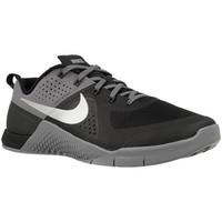 Nike Metcon 1 men\'s Shoes (Trainers) in Grey