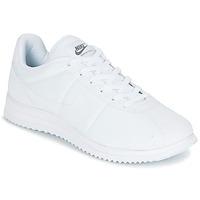 Nike CORTEZ ULTRA men\'s Shoes (Trainers) in white