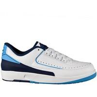Nike Jordan II Retro Low men\'s Shoes (Trainers) in White