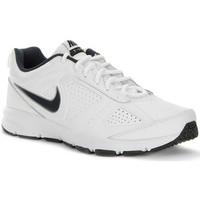 Nike Tlite XI men\'s Shoes (Trainers) in white