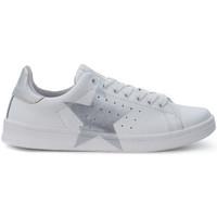 Nira Rubens Sneaker Daiquiri in white leather and silver star women\'s Shoes (Trainers) in white