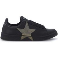 Nira Rubens Daiquiri Sneaker in black leather with gold star women\'s Shoes (Trainers) in black