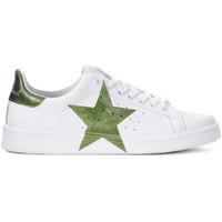 Nira Rubens Sneaker Daiquiri in pelle bianca e stella verde women\'s Trainers in white