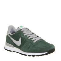 Nike Internationalist GORGE GREEN MATTE SILVER