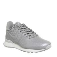 Nike Internationalist (w) METALLIC SILVER JACQUARD WINTER