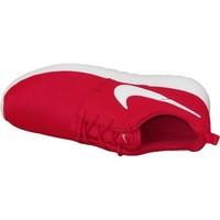 Nike Roshe One GS women\'s Shoes (Trainers) in Red