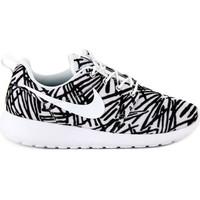 Nike ROSHE ONE PRINT women\'s Shoes (Trainers) in multicolour