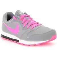 Nike MD Runner 2 GS women\'s Shoes (Trainers) in grey