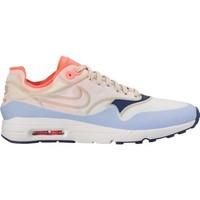 Nike Air Max 1 Ultra 20 SI women\'s Shoes (Trainers) in White