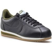 Nike Wmns Classic Cortez women\'s Shoes (Trainers) in Black