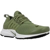 Nike W Air Presto women\'s Shoes (Trainers) in Green