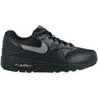 Nike Air Max 1 women\'s Shoes (Trainers) in Black