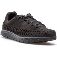 Nike Wmns Mayfly Woven women\'s Shoes (Trainers) in Black