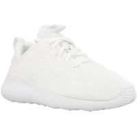 Nike Wmns Kaishi 20 women\'s Shoes (Trainers) in white