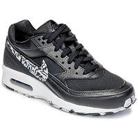 Nike AIR MAX BW women\'s Shoes (Trainers) in black