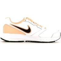 Nike 684768 Sport shoes Women Bianco women\'s Shoes (Trainers) in white