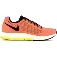 Nike 749344 Sport shoes Women women\'s Shoes (Trainers) in orange