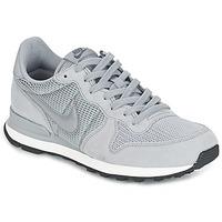 Nike INTERNATIONALIST W women\'s Shoes (Trainers) in grey