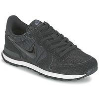 Nike INTERNATIONALIST W women\'s Shoes (Trainers) in black