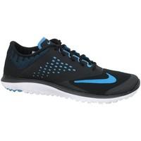 Nike Wmns FS Lite Run 2 women\'s Shoes (Trainers) in Black