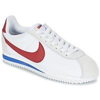 Nike CLASSIC CORTEZ NYLON PREMIUM W women\'s Shoes (Trainers) in white