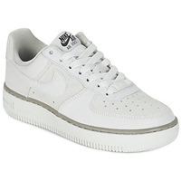 Nike AIR FORCE 1 \'07 SUEDE W women\'s Shoes (Trainers) in BEIGE