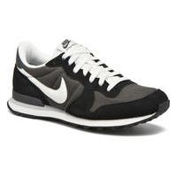 Nike Internationalist