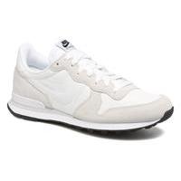 nike internationalist