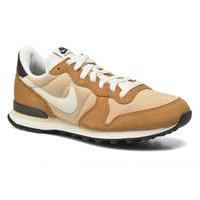 Nike Internationalist