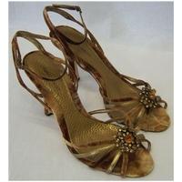 nine west heeled shoes size 10 w uk 75