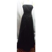 Niki Livas Black Formal Dress Niki Livas - Size: 10 - Black - Prom dress
