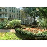 NORFOLK PLAZA
