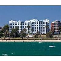 novotel st kilda