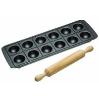 non stick ravioli mould tray with rolling pin