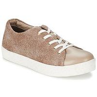 North Star GIAUSAR women\'s Shoes (Trainers) in BEIGE