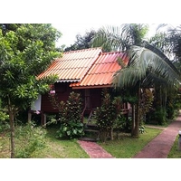 Nung House Bungalows & Jungle Trekking