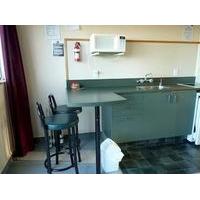 Nugget View Kaka Point Motels