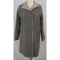 Nuage Size 10 Light Beige Raincoat Jacket
