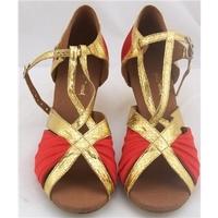 NWOT, Get Dressed Go Dance, size 4.5, red and gold dance shoes