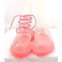 NWOT Drip Drop, size 6/39 clear & pink DM style boots