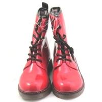 NWOT E-Sports, size 5 red patent effect DM style boots