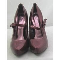 nwot chix size 3 dark metallic pink platform mary jane style shoes